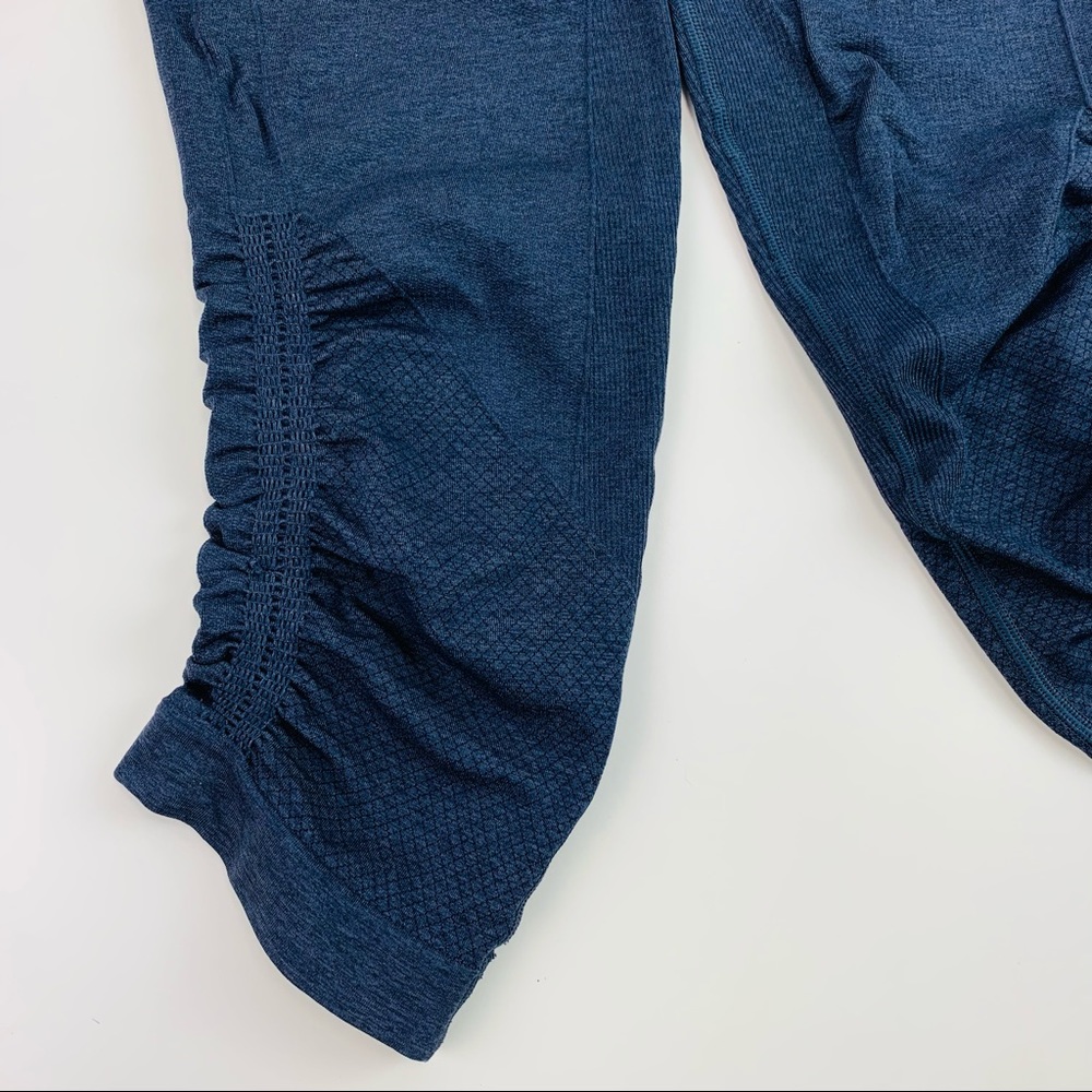 Lululemon In The Flow Crop II Seamless Heathered Deep Navy - Picture 5 of 12